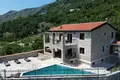 6-Schlafzimmer-Villa 466 m² Novoselje, Montenegro