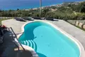 Villa de tres dormitorios 115 m² Zambrone, Italia