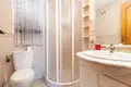 Mieszkanie 2 pokoi 75 m² Torrevieja, Hiszpania