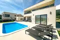 Haus 3 zimmer 245 m² Kastel Stari, Kroatien