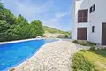 Mieszkanie 2 pokoi 72 m² Opcina Baska, Chorwacja
