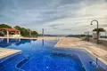 Villa 8 bedrooms 800 m² Agios Tychonas, Cyprus