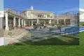 Dom 8 pokojów 1 618 m² Benahavis, Hiszpania