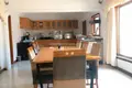 Дом 8 спален  Аккра, Гана