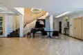 7-Schlafzimmer-Villa 780 m² Souni Zanatzia, Zypern