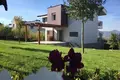 Apartment 672 m² in Petrele, Albania