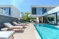 4 bedroom house 372 m² Dos Hermanas, Spain