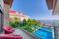 5 bedroom apartment 300 m² Alanya, Turkey