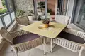 Квартира 1 спальня 84 м² Доброта, Черногория