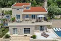 Дом 9 комнат 230 м² Podi, Черногория