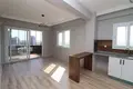 Appartement dans un nouvel immeuble Appartement avec piscine proche plage à Mersin Çeşmeli.