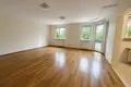 2 bedroom apartment 92 m² Warsaw, Poland
