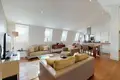3 bedroom apartment 125 m² in London, United Kingdom