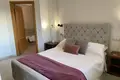 Mieszkanie 3 pokoi 144 m² Dos Hermanas, Hiszpania