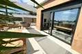 4-Schlafzimmer-Villa 333 m² Finestrat, Spanien