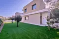 Квартира 4 спальни 240 м² в Агиос Тихонас, Кипр