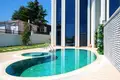 Дом 9 комнат 470 м² Бююкчекмедже, Турция