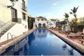 Haus 4 Schlafzimmer 396 m² Dos Hermanas, Spanien