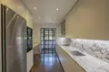 Mieszkanie 2 pokoi 140 m² Marbella, Hiszpania