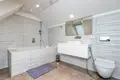Mieszkanie 4 pokoi 128 m² Ryga, Łotwa