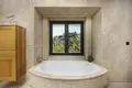 4 bedroom house 600 m² Dos Hermanas, Spain