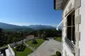 Villa 10 bedrooms 1 300 m² Luino, Italy