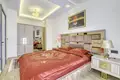 2 bedroom apartment 81 m² Mahmutlar, Turkey