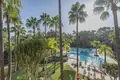 Mieszkanie 3 pokoi 261 m² Marbella, Hiszpania