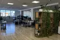 Oficina 950 m² en Demos Agiou Athanasiou, Chipre