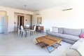 Mieszkanie 3 pokoi 244 m² Moni, Cypr
