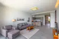 Condo z 1 sypialnią 90 m² Klet Kaeo, Tajlandia