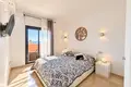 Mieszkanie 2 pokoi 128 m² Manilva, Hiszpania