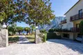Casa 9 habitaciones 450 m² Skaljari, Montenegro