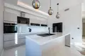 Casa 5 habitaciones 290 m² Skaljari, Montenegro