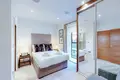 2 bedroom apartment 65 m² in London, United Kingdom