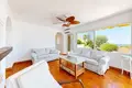 Haus 4 Schlafzimmer 232 m² Dos Hermanas, Spanien