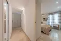 Mieszkanie 2 pokoi 130 m² Dos Hermanas, Hiszpania
