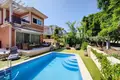 Haus 4 zimmer 405 m² Alicante, Spanien