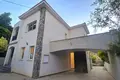 villa de 5 dormitorios 300 m² en Koinoteta Agiou Tychona, Chipre