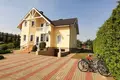 Cottage 205 m² Kalodziscanski sielski Saviet, Belarus