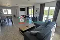 Dom 4 pokoi 130 m² Banya, Bułgaria
