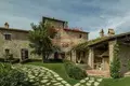 Villa de 6 habitaciones 1 100 m² Perugia, Italia