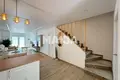 Mieszkanie 3 pokoi 75 m² Torrevieja, Hiszpania