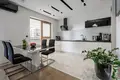 2 bedroom apartment 84 m² Warsaw, Poland
