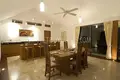 3-Schlafzimmer-Villa 275 m² Rawai, Thailand