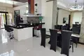 Вилла 3 комнаты 200 м² Choeng Thale, Таиланд