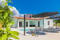 Villa de tres dormitorios 160 m² Pola, Croacia