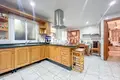 Haus 5 Schlafzimmer 340 m² Dos Hermanas, Spanien