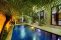 Вилла 4 спальни 240 м² Район Кута, Индонезия