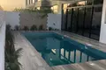 villa de 5 dormitorios 319 m² Dubái, Emiratos Árabes Unidos